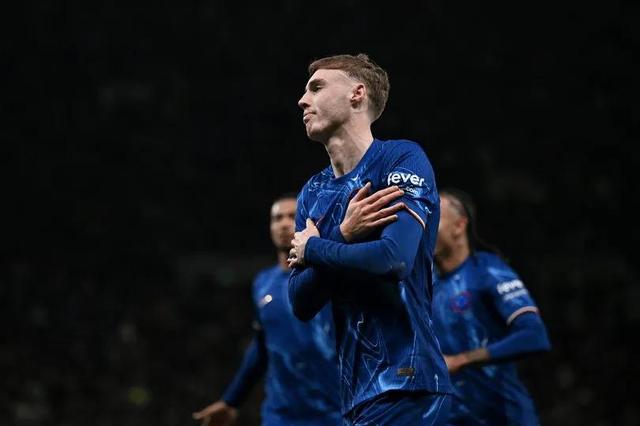 半岛体育官网入口-切尔西客场力克热刺，擒获宝贵三分的简单介绍