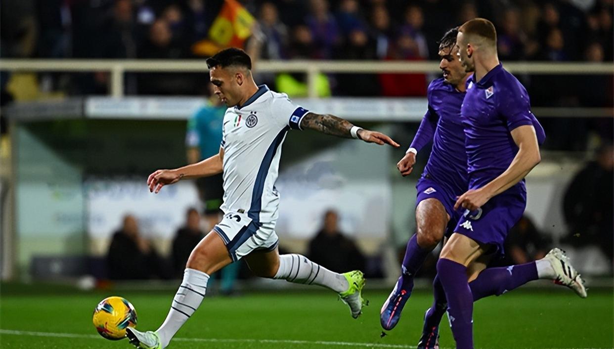 半岛体育全站-佛罗伦萨客场击败对手，积分领先扩大